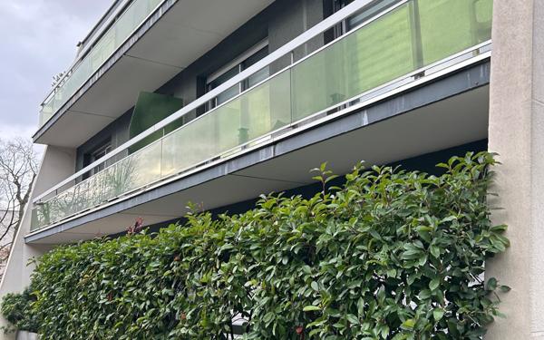 Appartement à vendre    3 pièces • 74 m2 Le Raincy