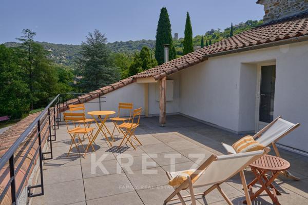 Demeure du 18e siècle rénovée, avec piscine et jardin