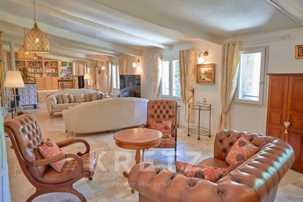 Demeure du 18e siècle rénovée, avec piscine et jardin