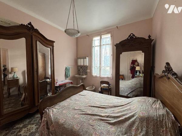 Golfe Juan centre ville  Dans maison bourgeoise appartement 3 pièces de 51 m2 