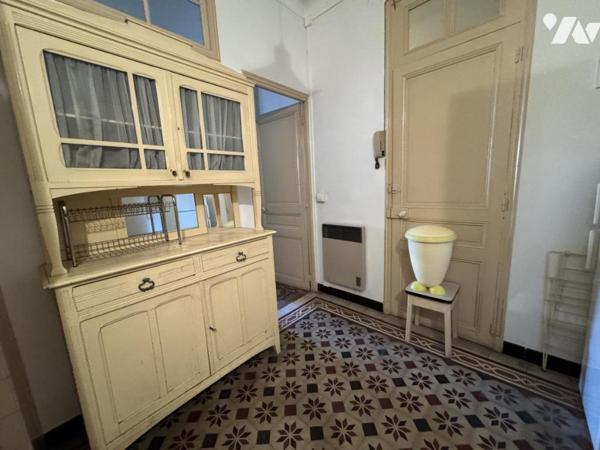 Golfe Juan centre ville  Dans maison bourgeoise appartement 3 pièces de 51 m2 