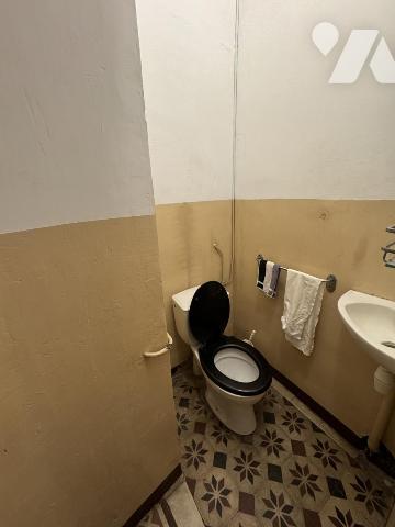 Golfe Juan centre ville  Dans maison bourgeoise appartement 3 pièces de 51 m2 