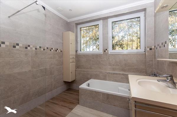 Maison à vendre |  Ribérac |  6 pièces | 160 m²