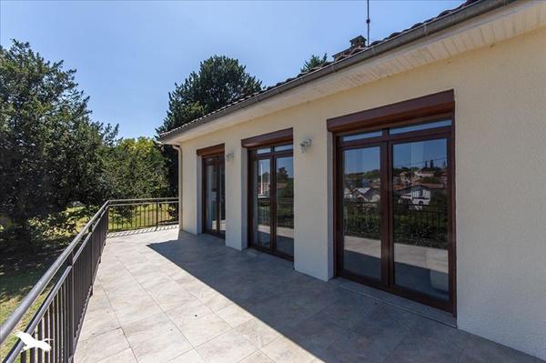 Maison à vendre |  Ribérac |  6 pièces | 160 m²