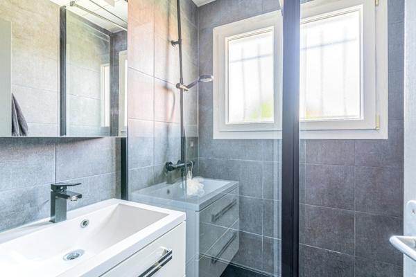 Maison à vendre 530 400 € Le Haillan 6 p 138 m² DPE C