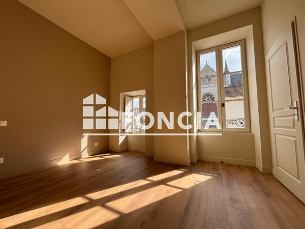 Location Appartement 2 pièces 55.04 m² - 4-6 RUE BERNADOTTE Pau 64000
