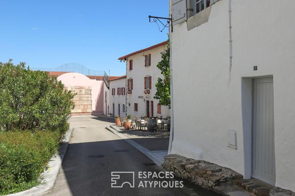 Appartement de charme de plain-pied dans une bâtisse du XVIIᵉ siècle
