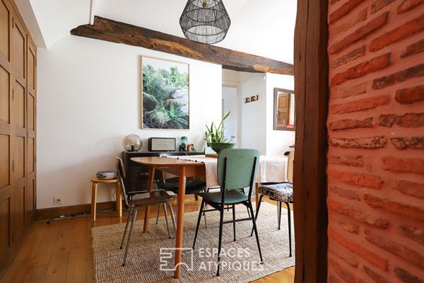 Appartement de charme de plain-pied dans une bâtisse du XVIIᵉ siècle