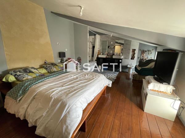 Maison de ville composée de deux logements