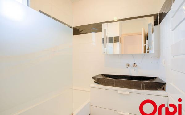 Maison à vendre    7 pièces •  Montluel