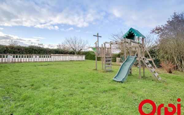 Maison à vendre    7 pièces •  Montluel