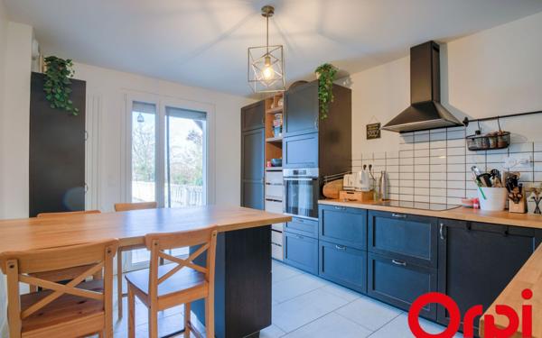 Maison à vendre    7 pièces •  Montluel