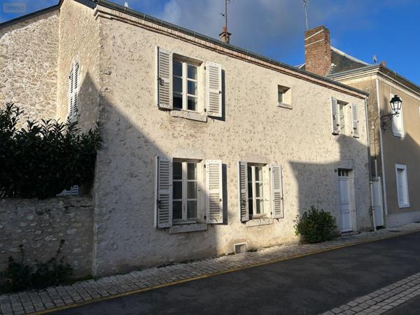 Maison à vendre à Avaray dans le Loir-et-Cher (41500), ref : 41022/1322