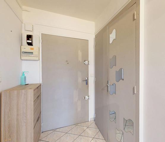 Appartement 2 pièce(s) avec Loggia