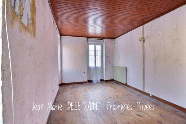 MAISON À RÉNOVER 120 m² - FORT POTENTIEL - 53 800
