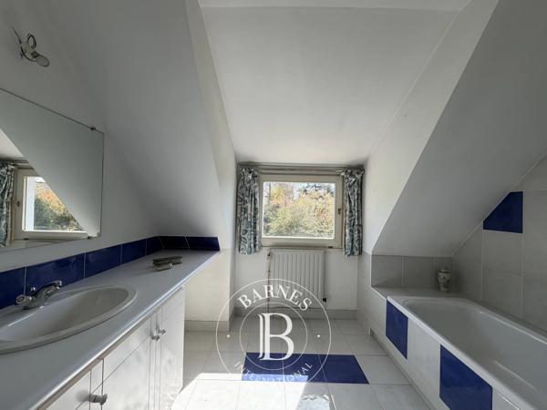 Wasquehal, Maison 4 Chambres -  213 m² à vendre