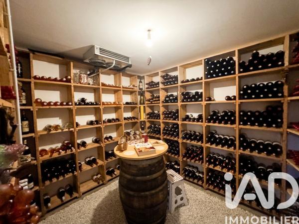 Maison à vendre 6 pièces 136 m² Saint-Étienne-du-Vauvray