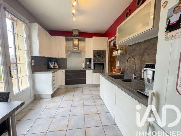 Maison à vendre 6 pièces 136 m² Saint-Étienne-du-Vauvray