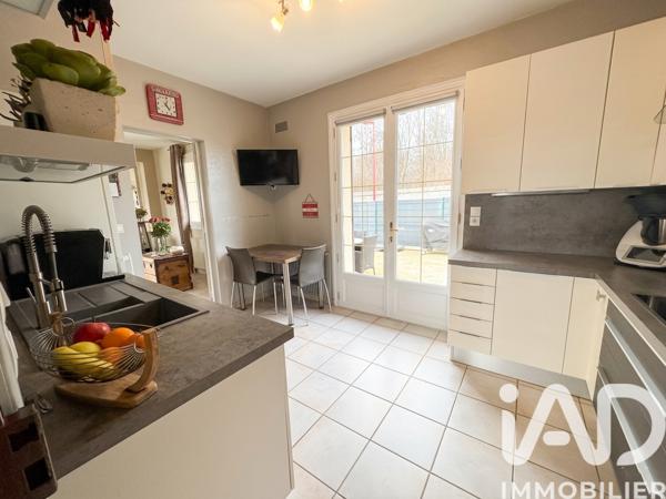 Maison à vendre 6 pièces 136 m² Saint-Étienne-du-Vauvray