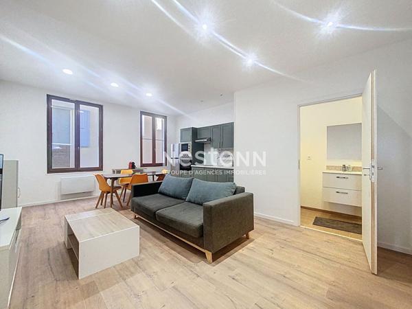 A vendre : Immeuble Volonne 8 pièce(s)