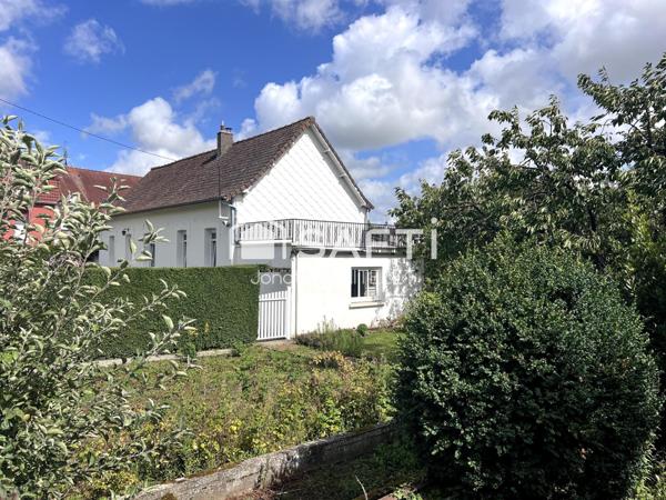 Charmante individuelle de caractère