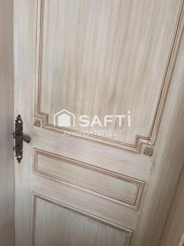 Charmante individuelle de caractère