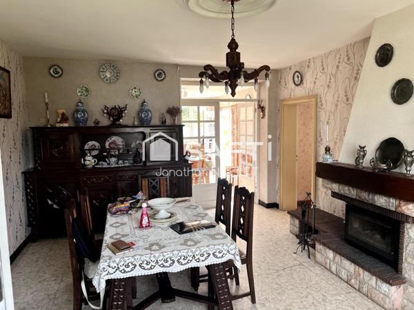 Charmante individuelle de caractère