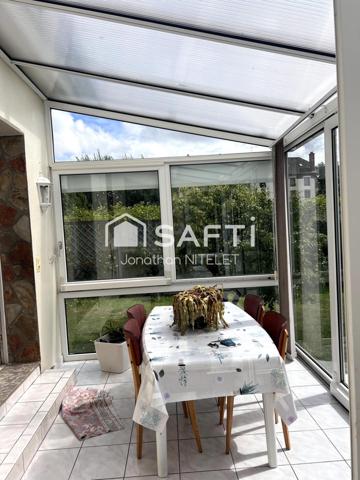 Charmante individuelle de caractère