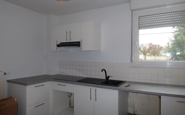 Maison à louer    4 pièces •  Mer