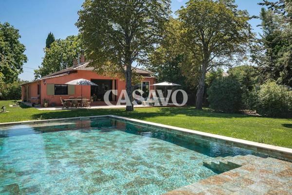 Vente Maison 6 pièces de 191m² - 13540 Aix-en-Provence