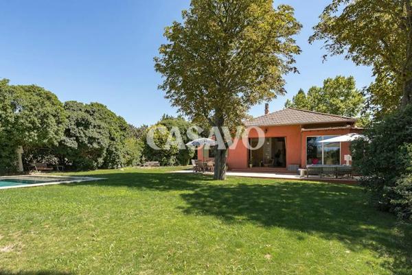 Vente Maison 6 pièces de 191m² - 13540 Aix-en-Provence