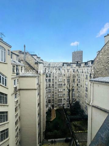 Superbe studio dans le 17ème