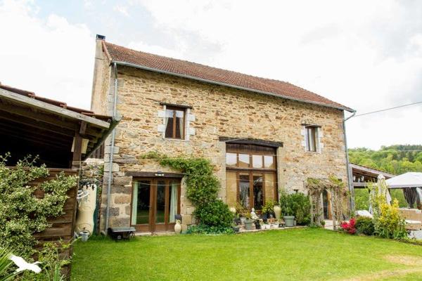 Maison à vendre |  Janaillat |  16 pièces | 520 m²
