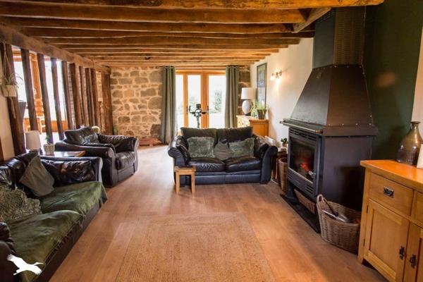 Maison à vendre |  Janaillat |  16 pièces | 520 m²