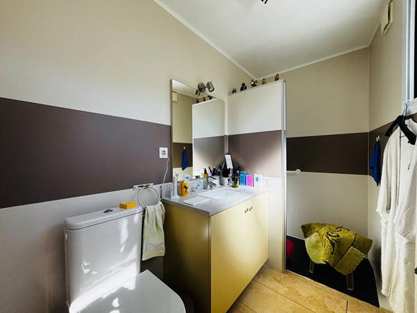 A VENDRE LAGRAULIERE MAISON EN PIERRE VIE DE PLAIN PIED 4 CHAMBRES ET GARAGE