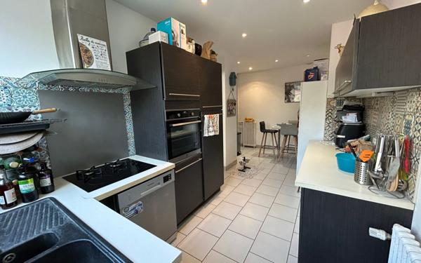 Maison à vendre    6 pièces • 212 m2 Meaux