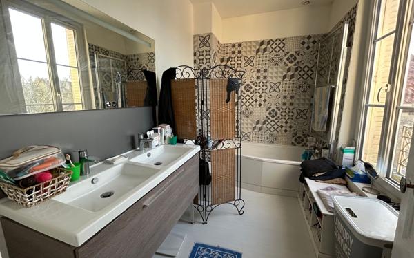 Maison à vendre    6 pièces • 212 m2 Meaux