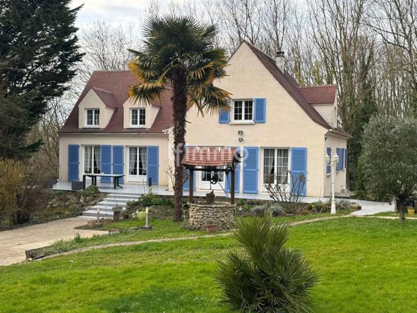 Rare à Gouvernes – Maison familiale atypique au cœur de la nature