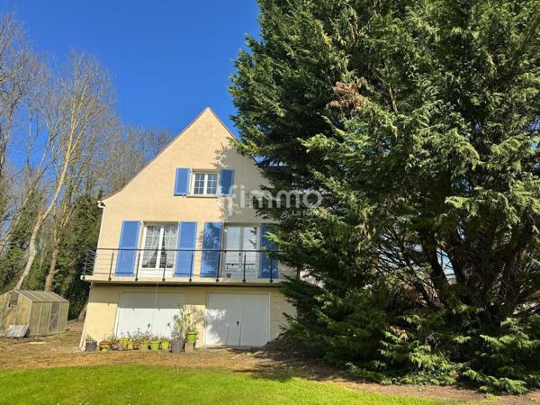 Rare à Gouvernes – Maison familiale atypique au cœur de la nature