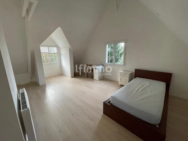 Rare à Gouvernes – Maison familiale atypique au cœur de la nature