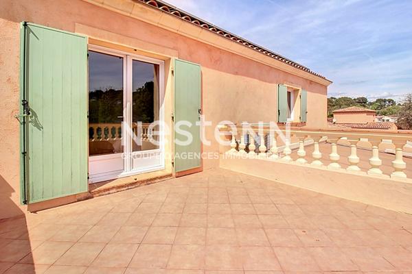A VENDRE TRANS-EN-PROVENCE Maison 240 m² 4/5 chambres avec piscine sur 1500 m² de terrain clos