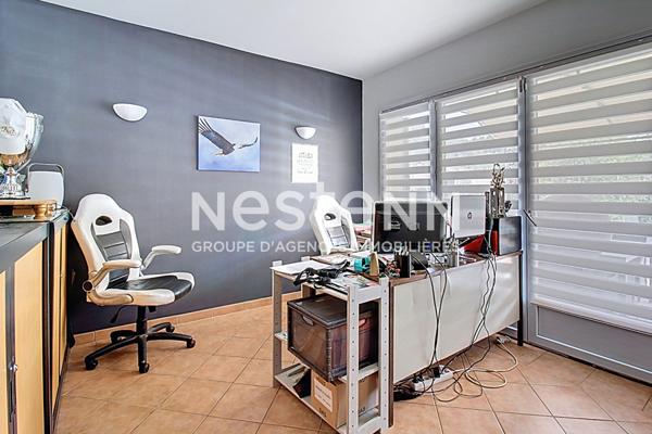 A VENDRE TRANS-EN-PROVENCE Maison 240 m² 4/5 chambres avec piscine sur 1500 m² de terrain clos