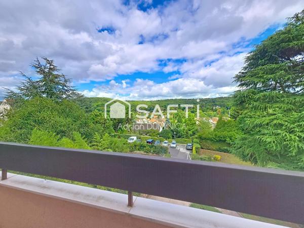 Bel appartement avec une belle vue, parking et cave