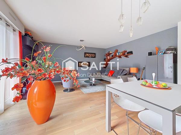 Bel appartement avec une belle vue, parking et cave