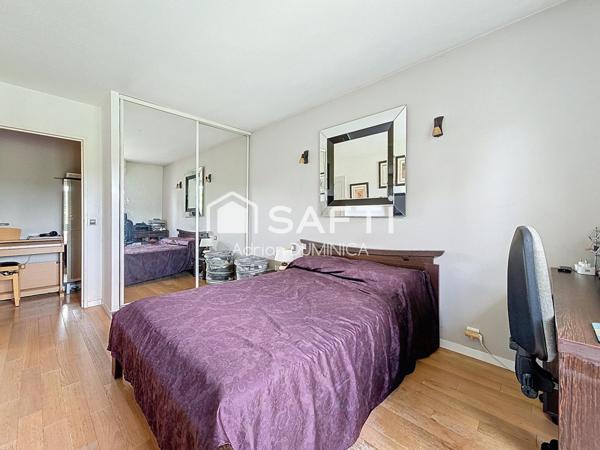 Bel appartement avec une belle vue, parking et cave