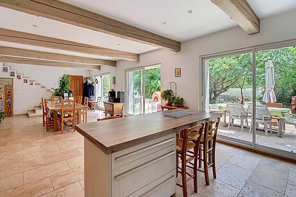 A VENDRE ! Maison Draguignan 5 pièces de 218 m²