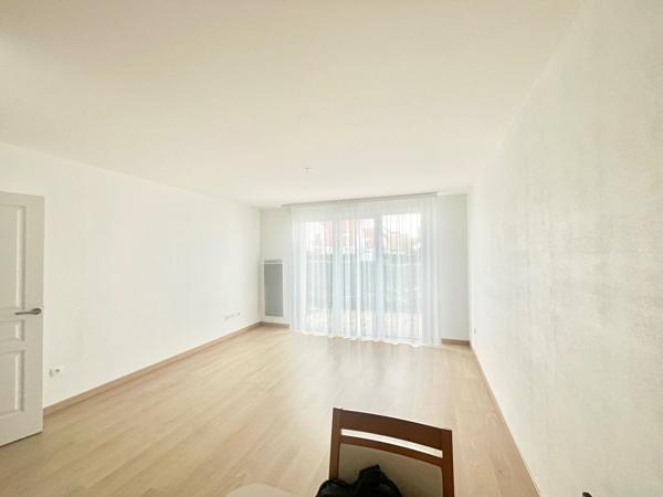 A VENDRE appartement Courseulles Sur Mer 2 pièce(s) 45.31 m2 - résidence DOMITYS - terrasse - parking - bonne rentabilité