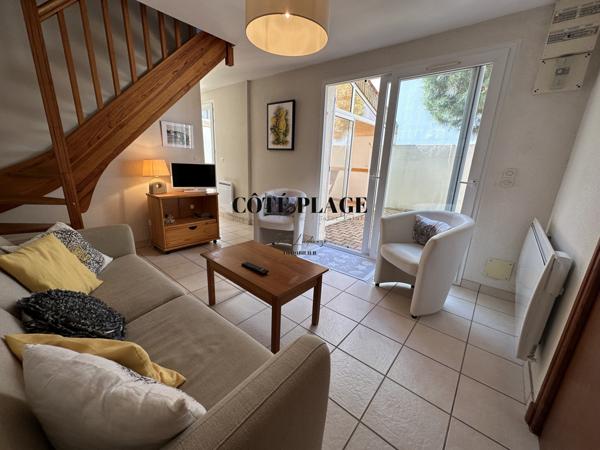 Saint-Palais-sur-Mer (17420) SAINT PALAIS - Hyper centre - Maison de ville T3 - patio et véranda