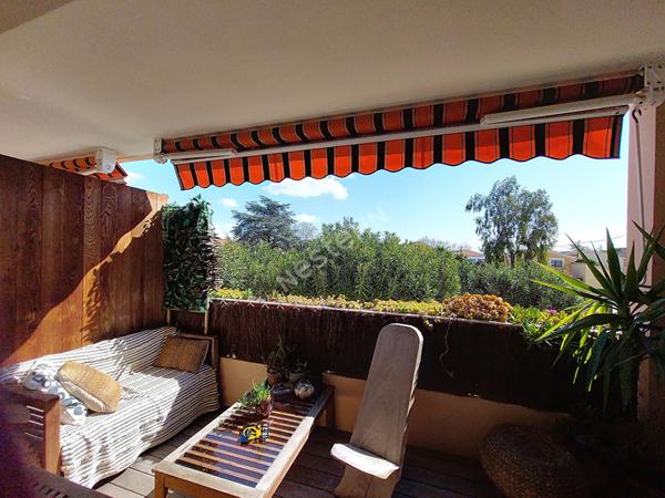 Appartement La Seyne Sur Mer de 2 pièces de 35 m² avec terrasse