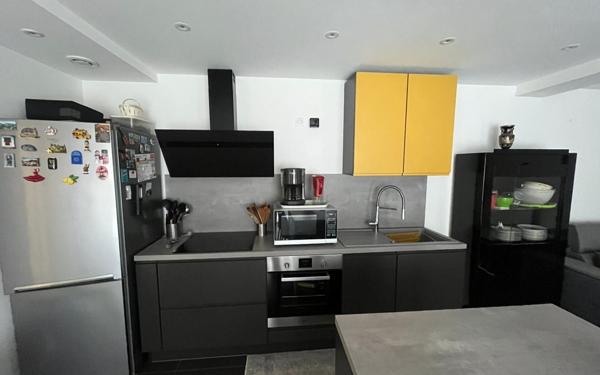 Maison à vendre    2 pièces • 97 m2 Pierrelaye